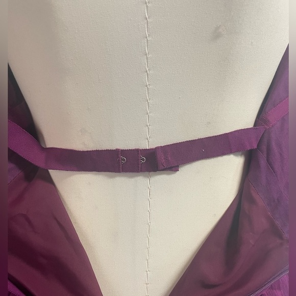 J Crew 100% silk shell dress, sweet heart neckline, in a gorgeous fuchsia purple - Picture 5 of 5